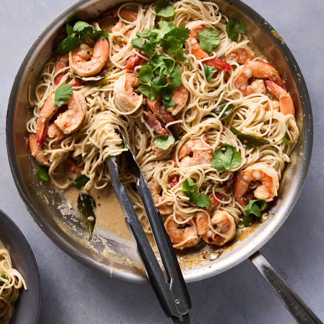 ZS-Spicy-Coconut-Curry-Noodles-With-Shrimp-mfpv-mediumSquareAt3X.jpg