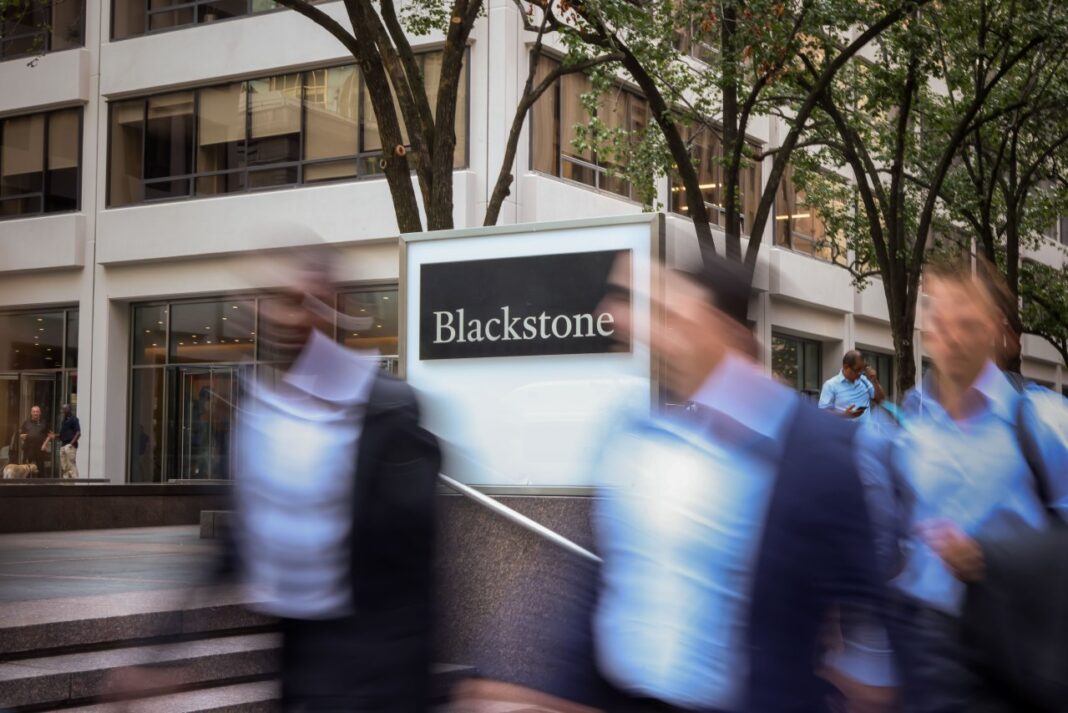 How Blackstone and BlackRock Thrive Amid Private-Credit Market Turbulence