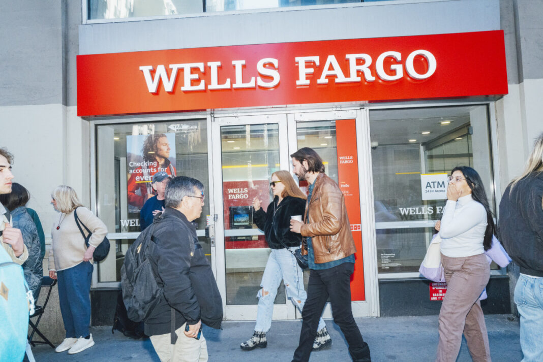 Banks Plow Rising Profits Back Into Their Own Trading Desks