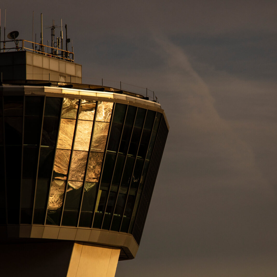 F.A.A. Claims Smarter Scheduling Could Solve Air Traffic Controller Shortages