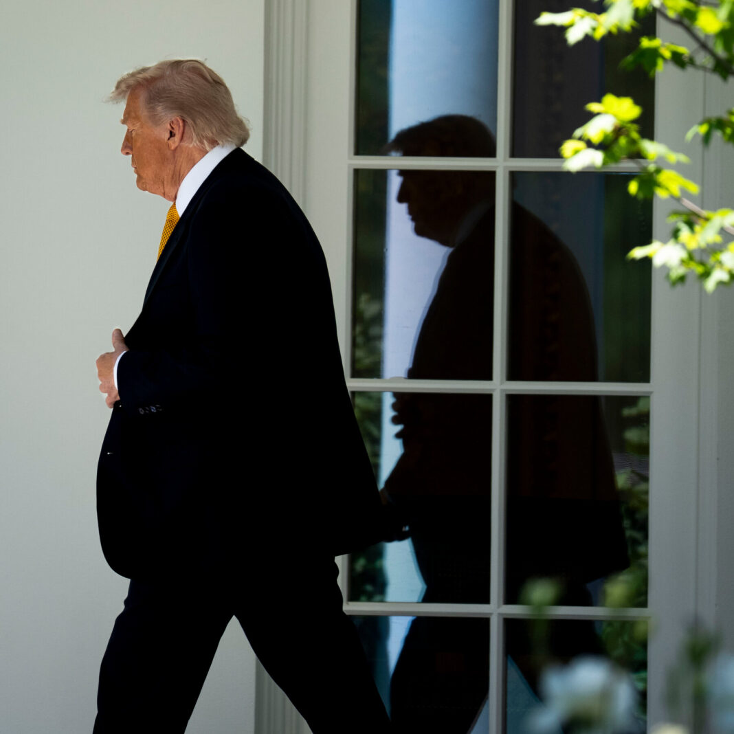 To Critics, Trump’s “Truth Bomb” Exposes a Leader Detached from Economic Reality