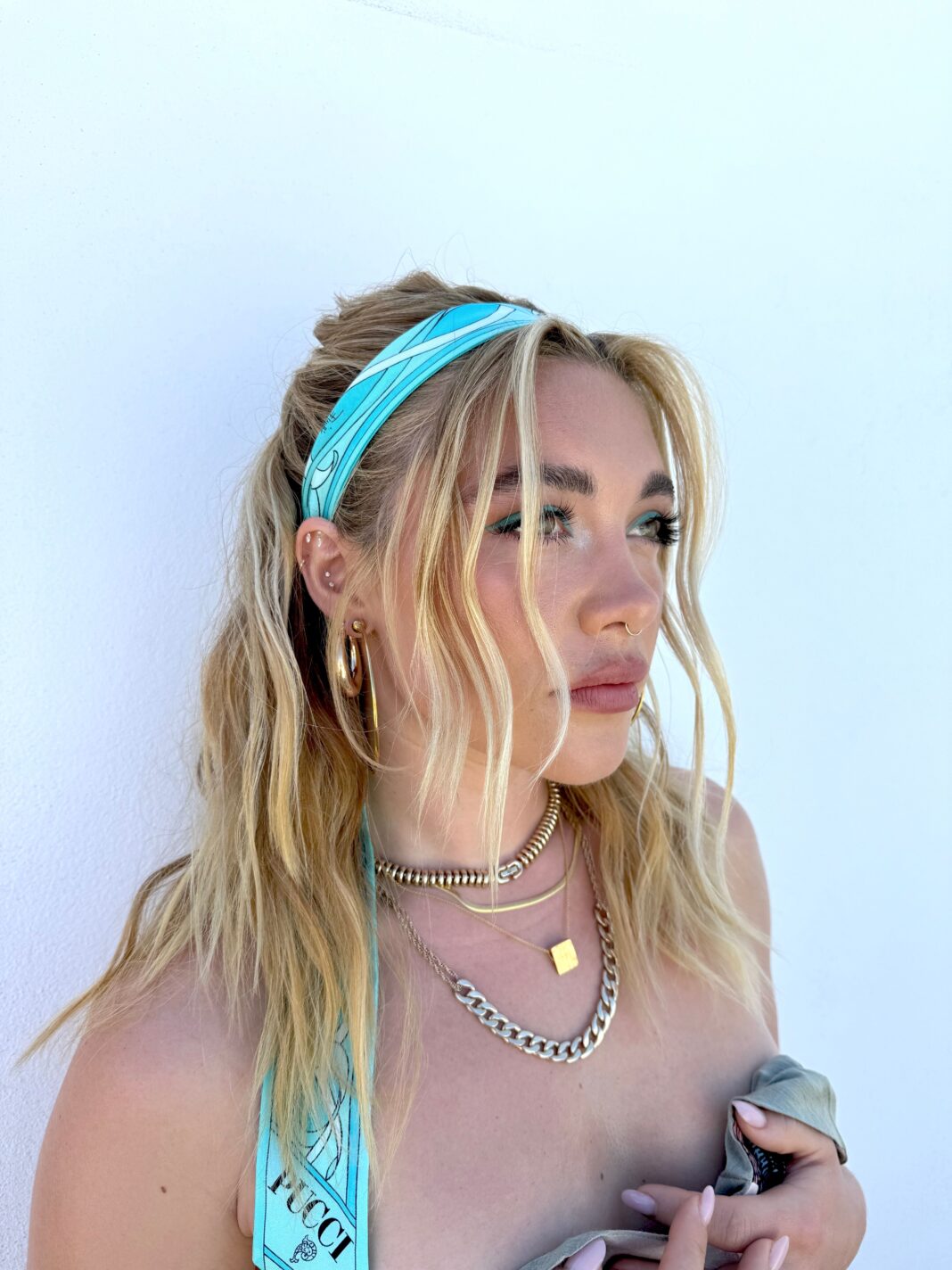 Florence Pugh’s Turquoise Eyeliner Is the Bold Summer 2024 Makeup Trend You Need to Try