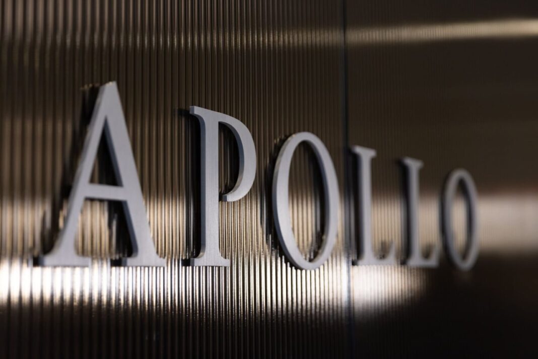 Apollo in Talks to Sell $3 Billion Private Credit Fund Amid Portfolio Scrutiny