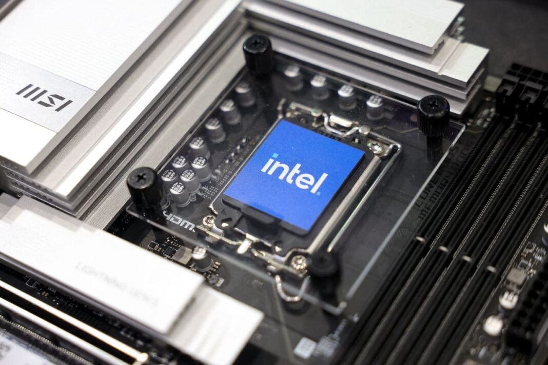 Intel’s Stock Surges on New Collaboration with SK Hynix for Advanced Chip Packaging