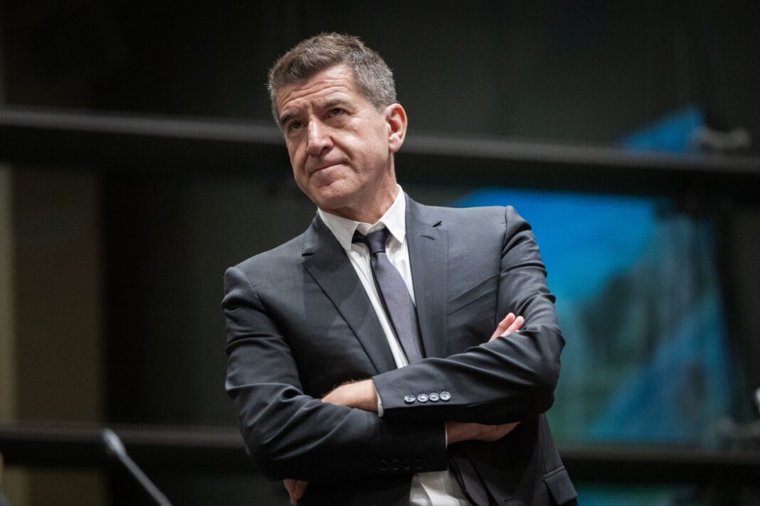 Matthieu Pigasse: The Socialist Banker Tasked with Restructuring Venezuela’s $150 Billion Debt