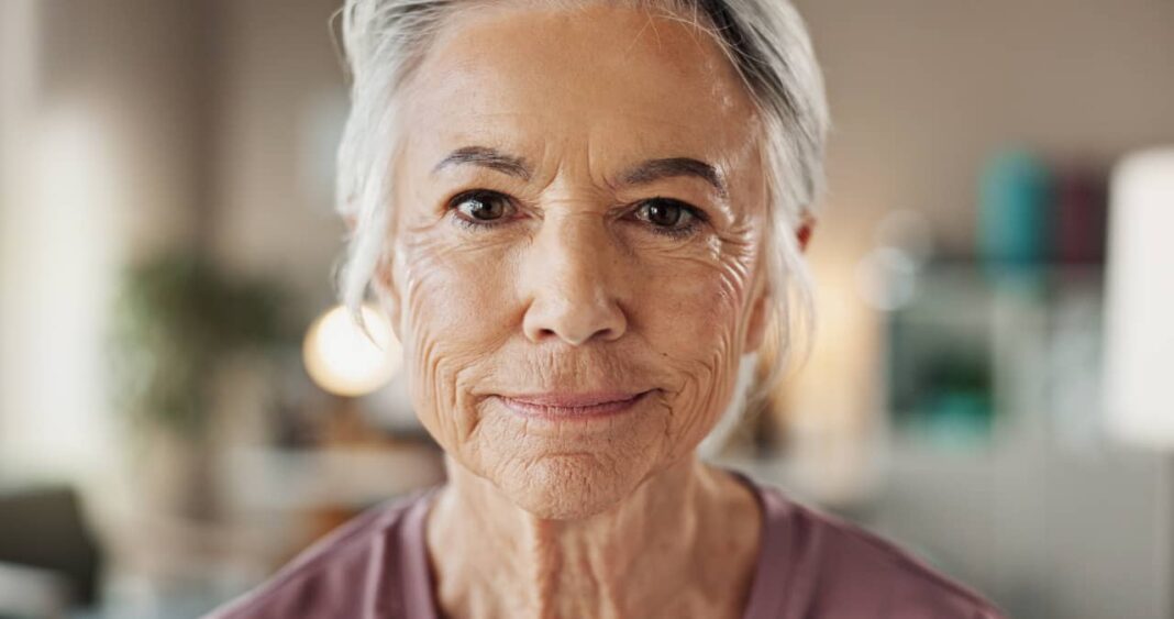 “I Endured Decades of Poverty—Now I Refuse to Judge Others: Why Do Wealthy Retirees Look Down on People?”