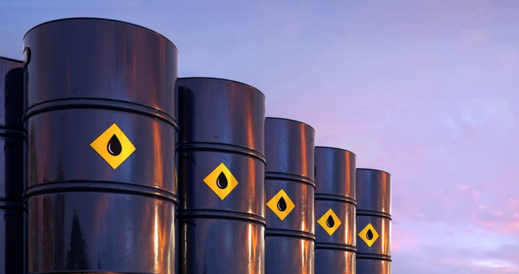 Rare Oil Price Pattern Flashes for First Time Since 1988 — Here’s What Happened Next