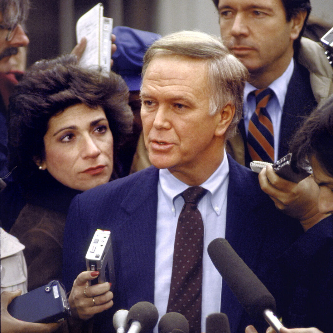 Bob Packwood, Oregon Senator Who Resigned Amid Misconduct Allegations, Dies at 93