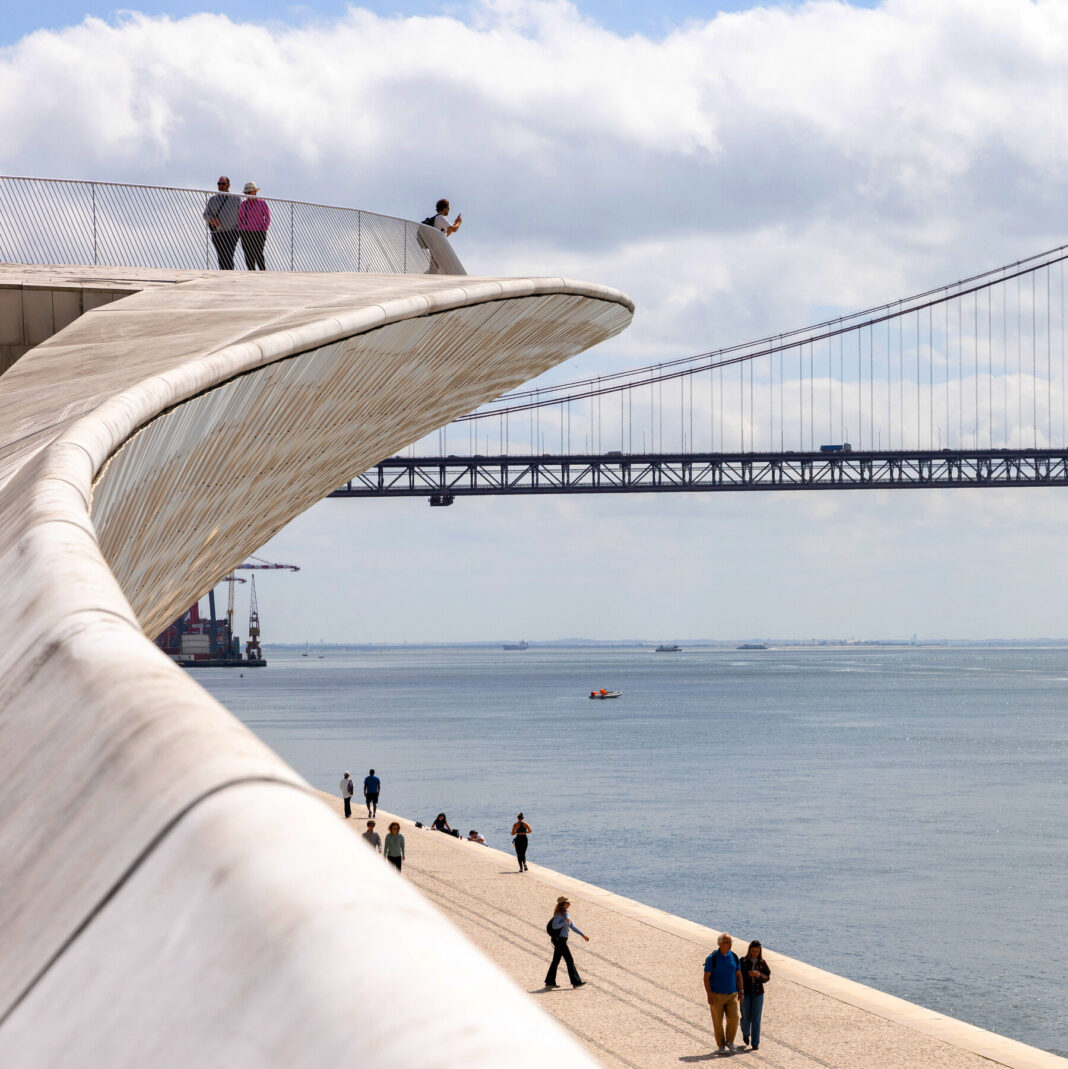 Discovering Lisbon: Why Travelers Are Drawn to Its Food, Art, and Affordability