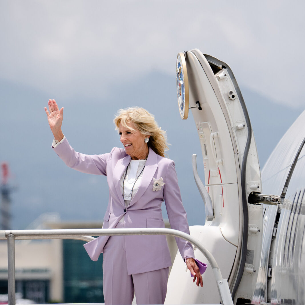 Jill Biden’s Memoir Reveals a Watchful Spouse Who Chose Silence Over Challenging Joe Biden’s Decisions