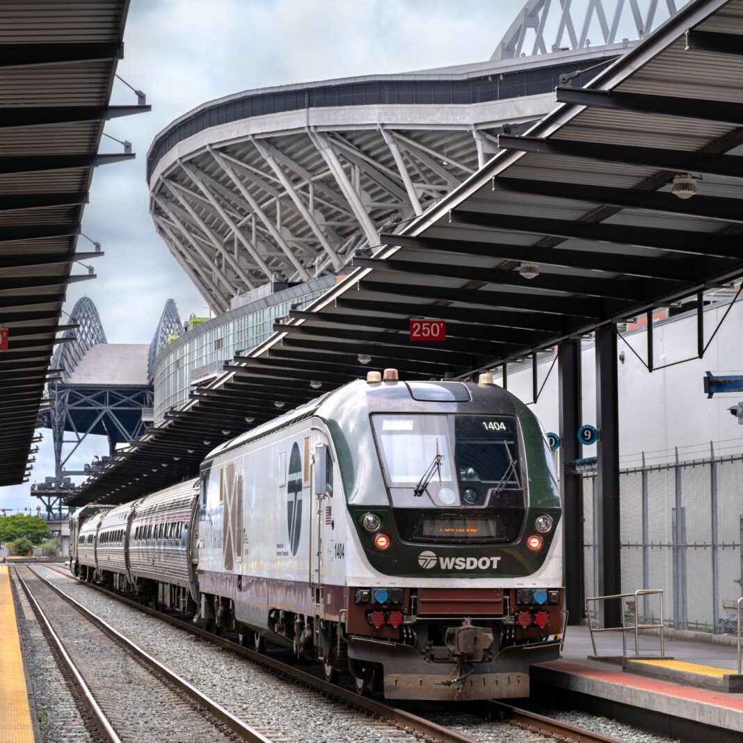 Amtrak Cuts Travel Time Between Vancouver and Seattle for 2026 World Cup with Pre-Clearance