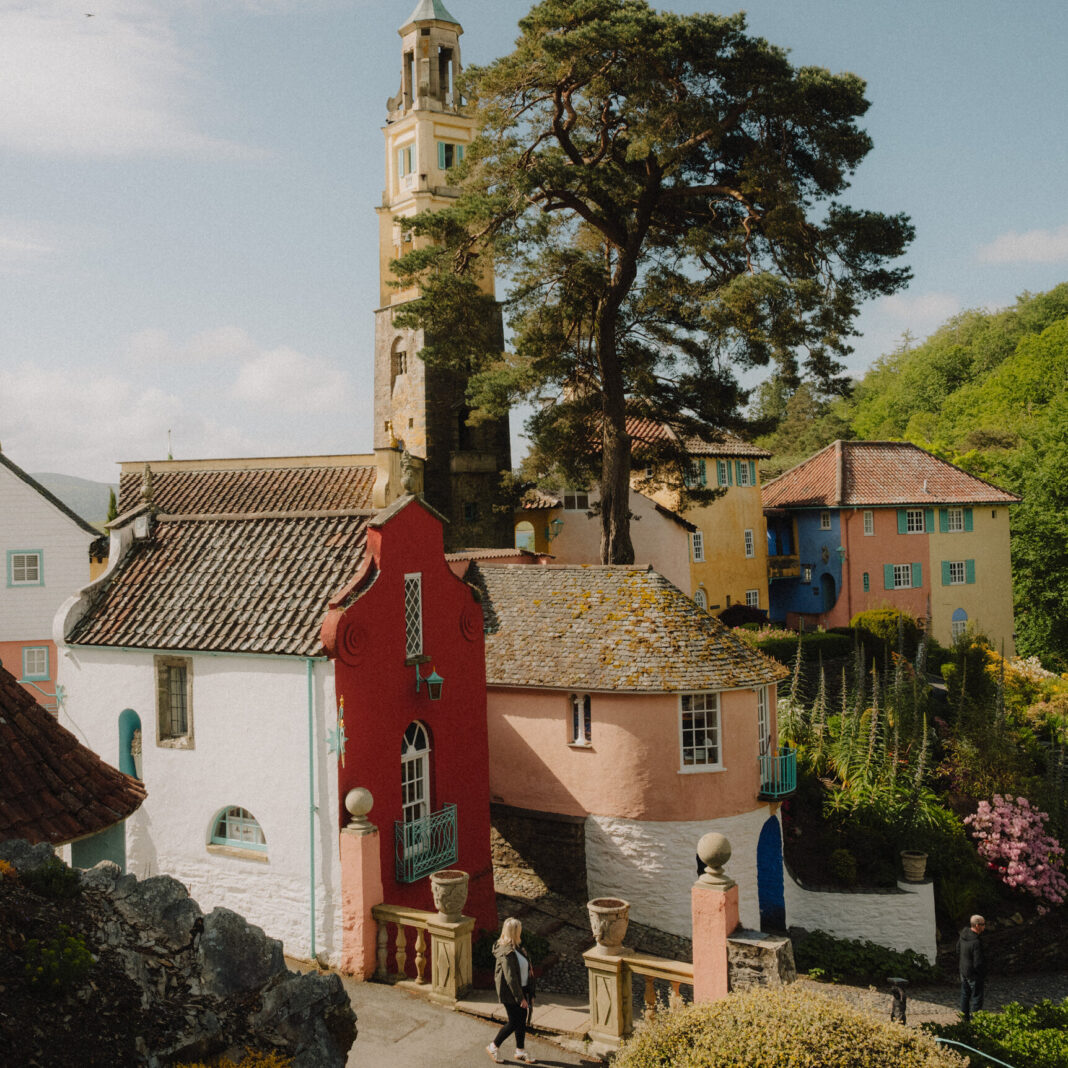 A Welsh Coast Escape: Castles, Hot Tubs, and River Estuaries in Gwynedd