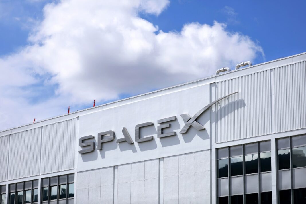 SpaceX Aims for $1.75 Trillion Valuation in Historic IPO Next Week