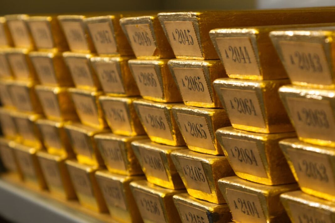 Central Banks’ Gold Buying Spree Sparks a Major Shift Toward Domestic Storage for Safety