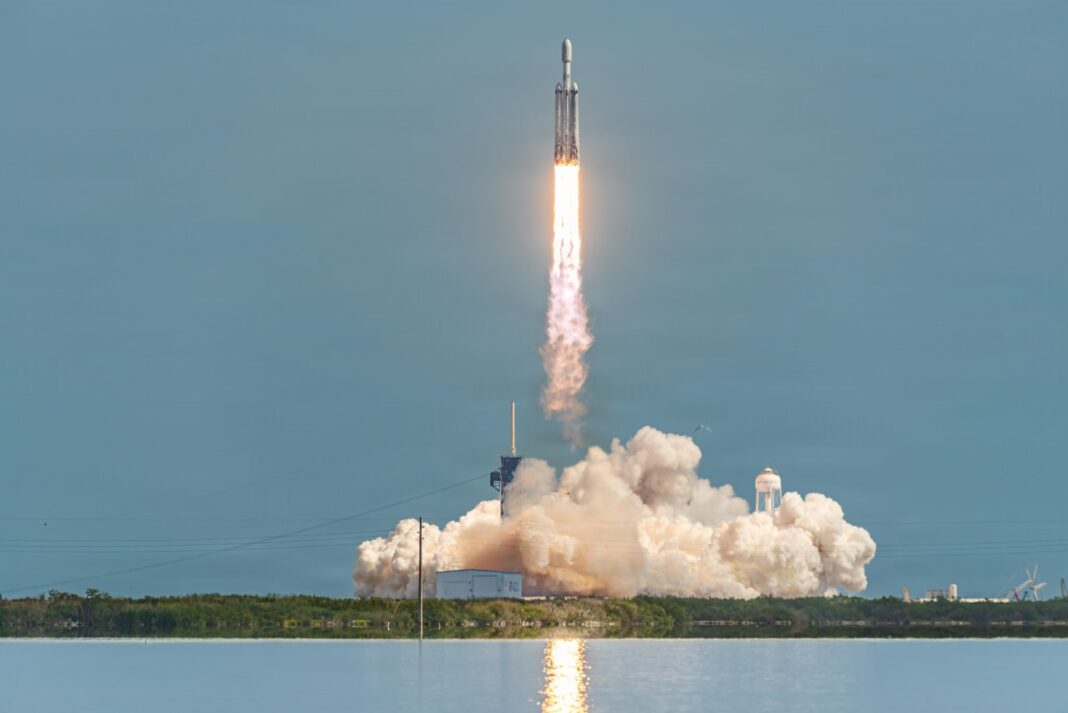 SpaceX’s Forced Buying Catalyst: Will It Launch the Stock Into Orbit?