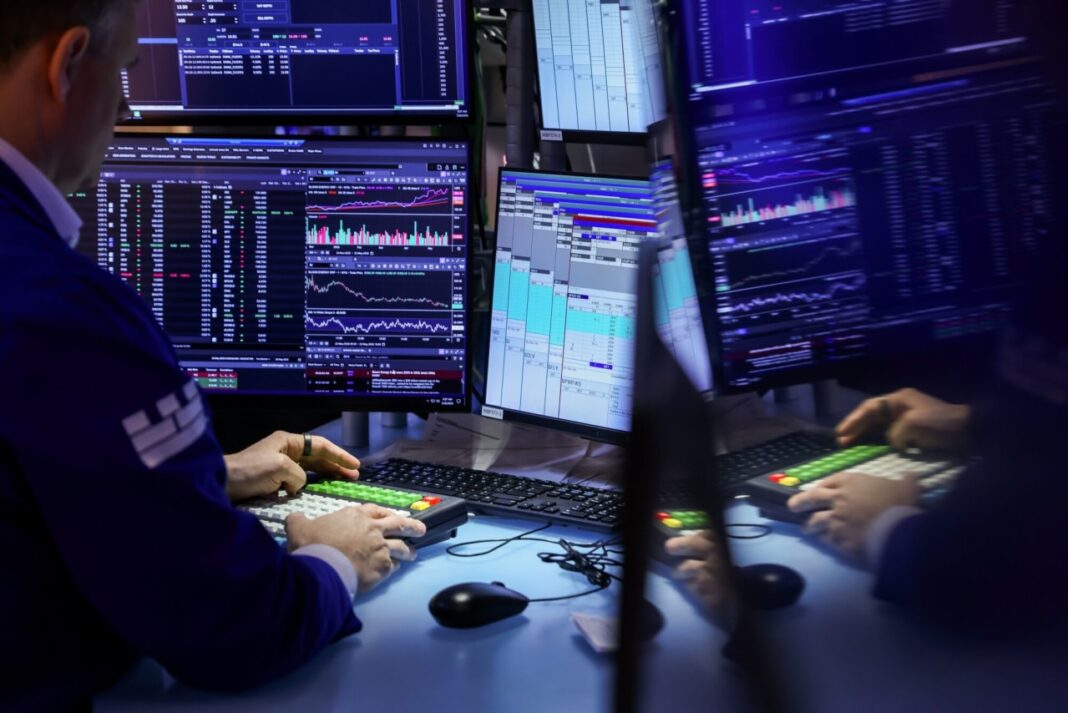 Chip Stock Carnage Exposes Fragility of Top-Heavy Market Rally