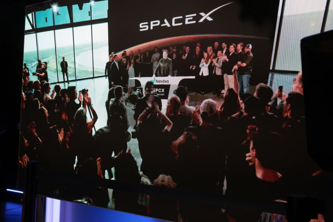Overnight price surge pushes SpaceX past Amazon to become America’s fifth-largest company