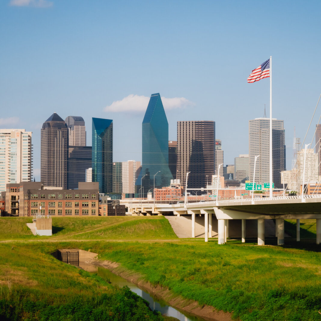 Trump Announces Controversial Republican Midterm Convention in Dallas, Texas