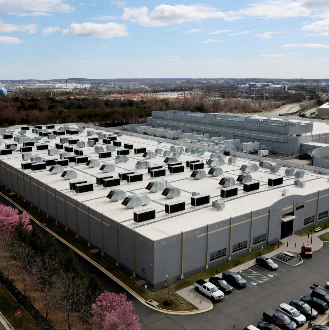 Grid Operators Mandate Data Center Backup Generators Amid Record Heat Wave to Avert Blackouts