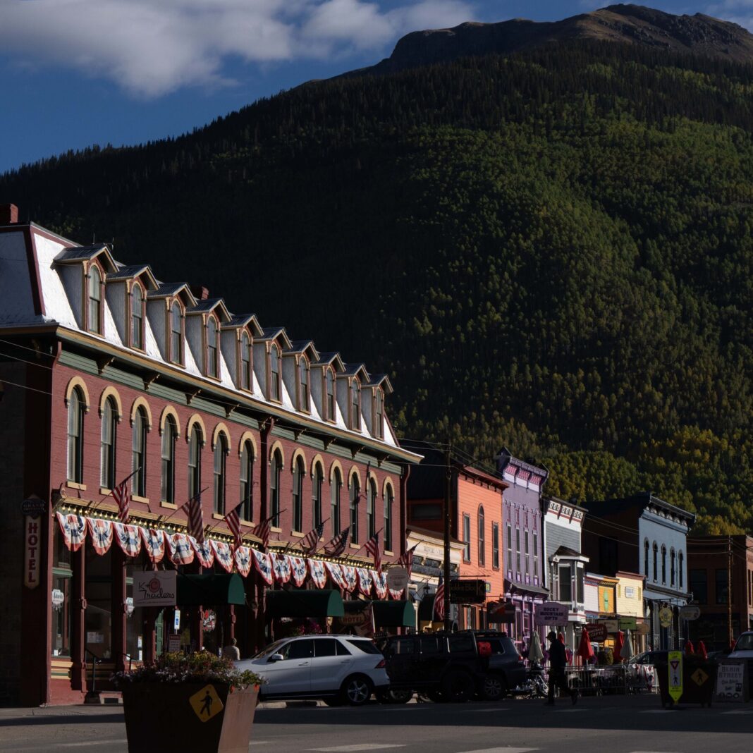 Western Towns Cancel July 4th Fireworks Due to Escalating Wildfire Threats