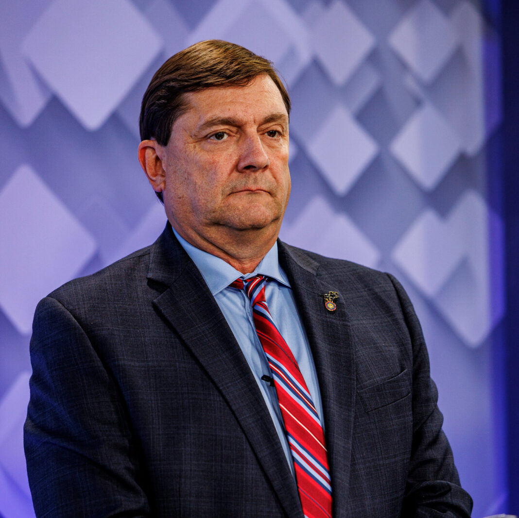 In Maine Senate Race, Jackson Surges as Bellows Exits, Clearing Path to Democratic Primary