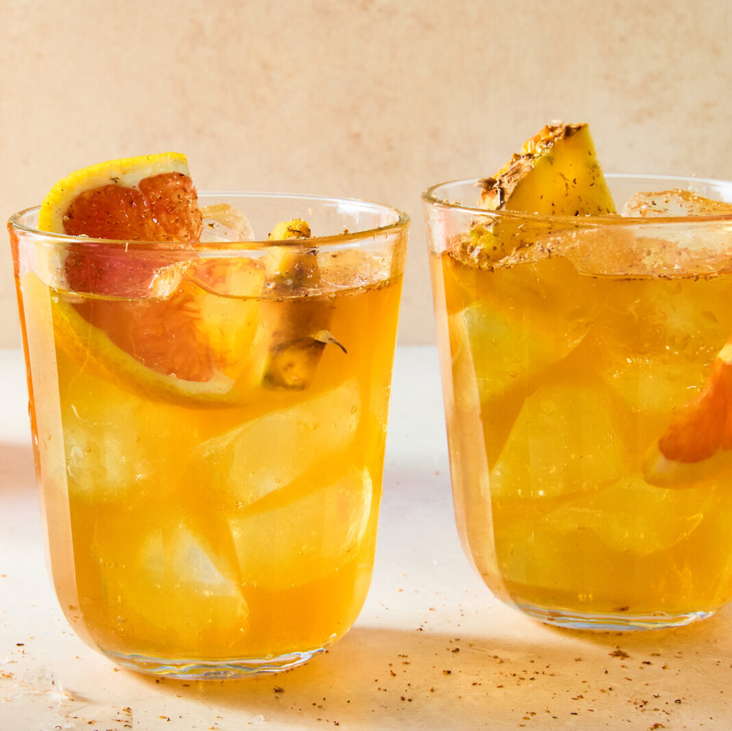 The Best Make-Ahead Summer Drinks for a Crowd