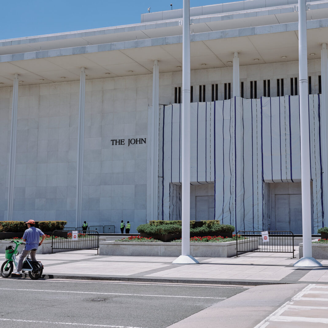Kennedy Center Suspends Free Public Tours Indefinitely Following Controversy Over Trump Overhaul