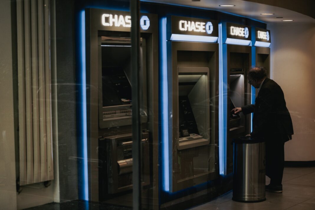 Why Big Banks Are Immune to the Surge in Credit Card Delinquencies