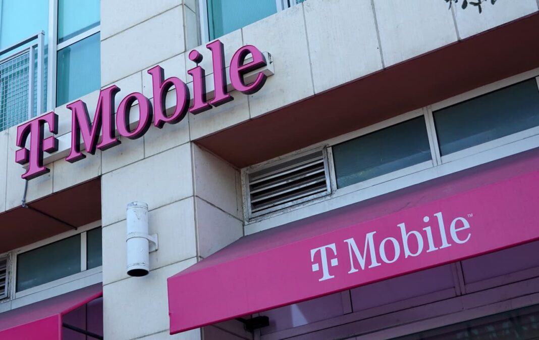 T-Mobile Posts Earnings Growth as High-Value Customers Flock to Premium Plans
