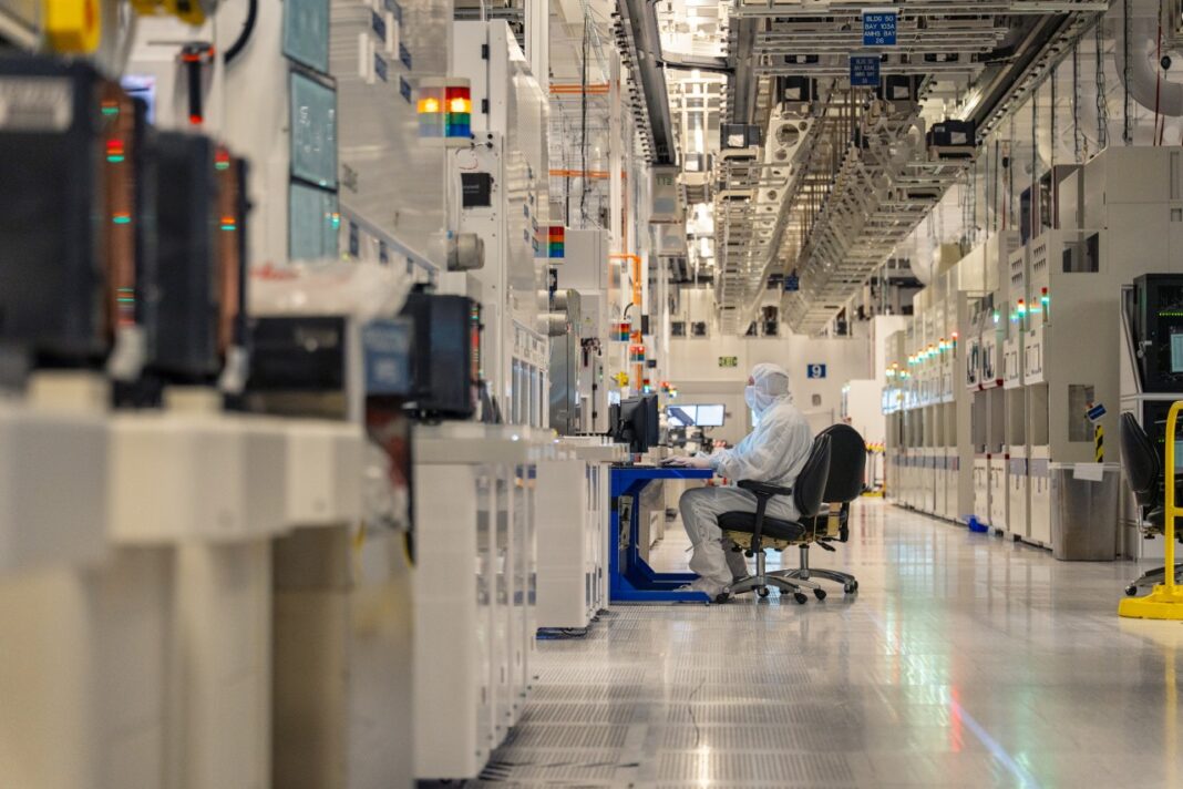 The Hidden Loopholes in AI Supply Deals That Investors Miss