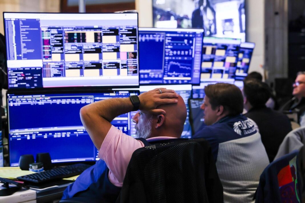 Cooling Inflation and Strong Bank Earnings Lift Stock Market Rally
