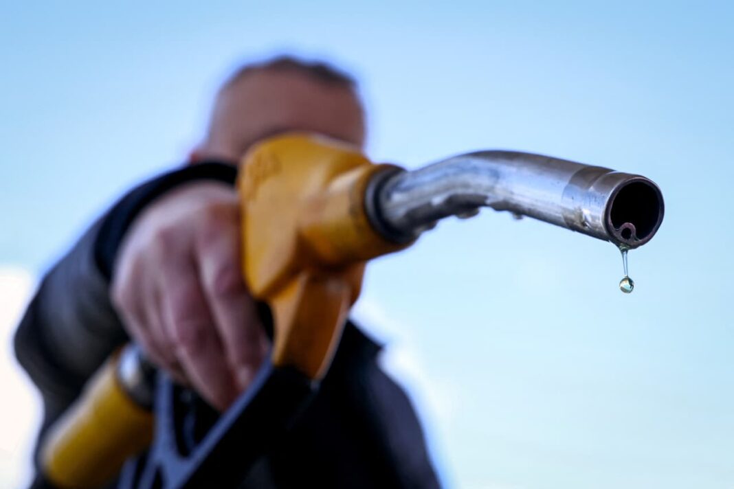 Oil Prices Drop, but Gas Prices Stay High. Here’s the Trap for Consumers.