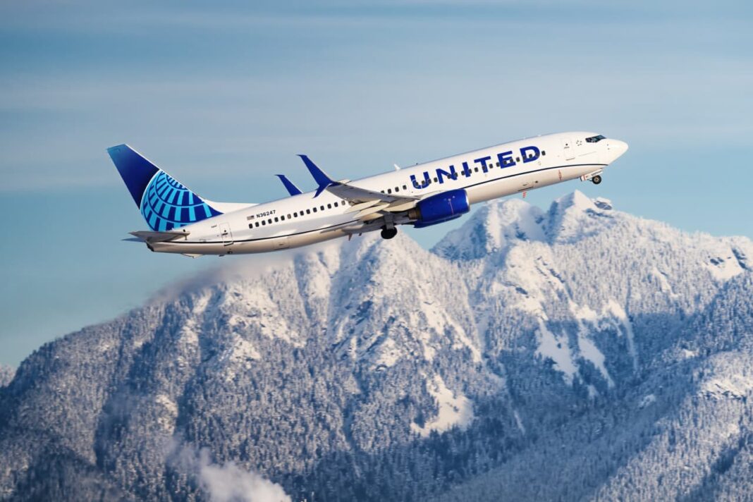 United Airlines Faces $6 Billion Fuel Cost Surge, Threatening 2024 Profitability