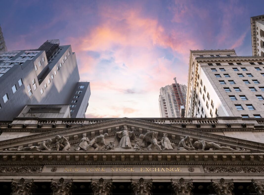 The ‘Magnificent Seven’ Reawakens: Can Tech’s Titans Rescue a Stalled Market Again?