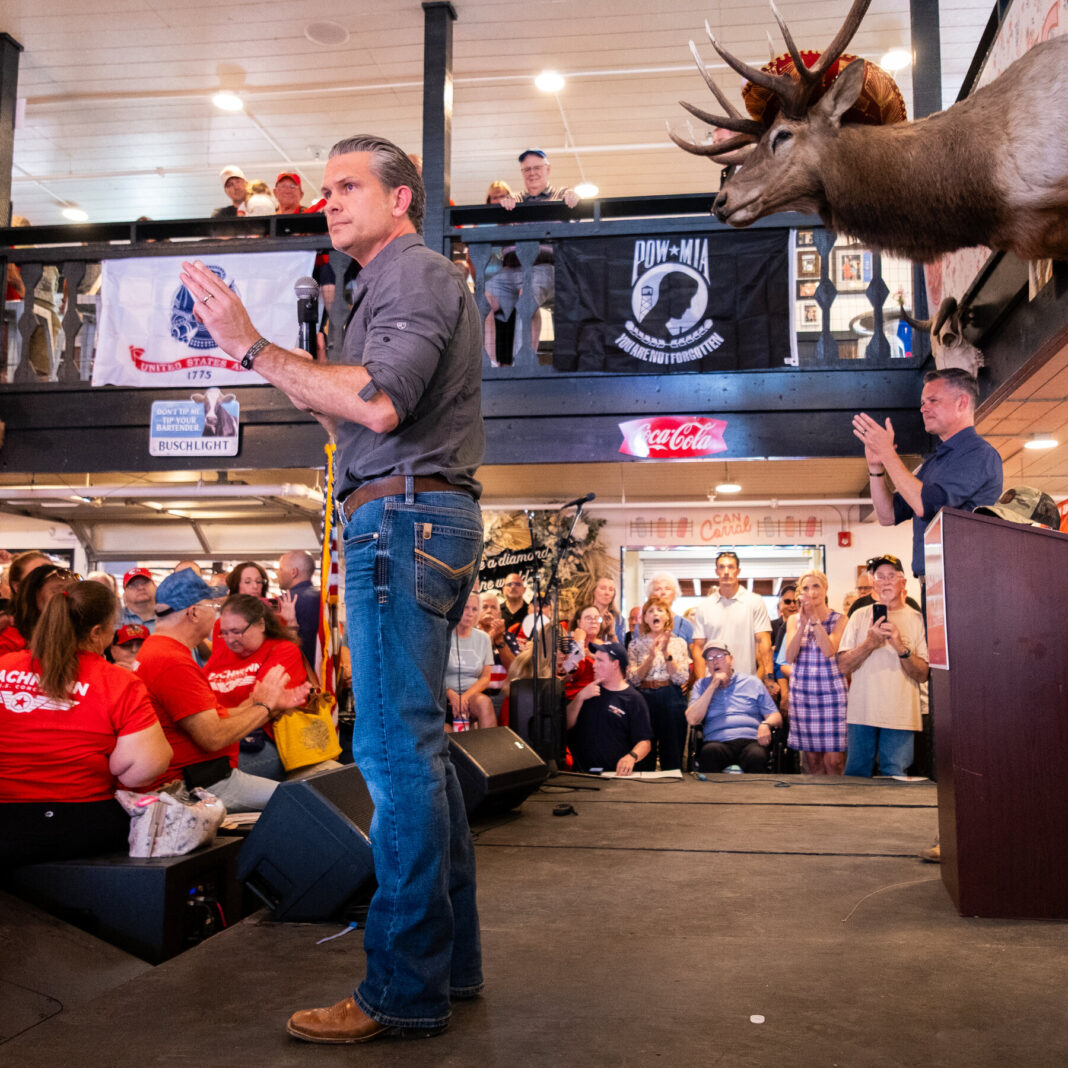 Hegseth Stumps for Nunn in Iowa, Breaking Precedent for Pentagon Chiefs