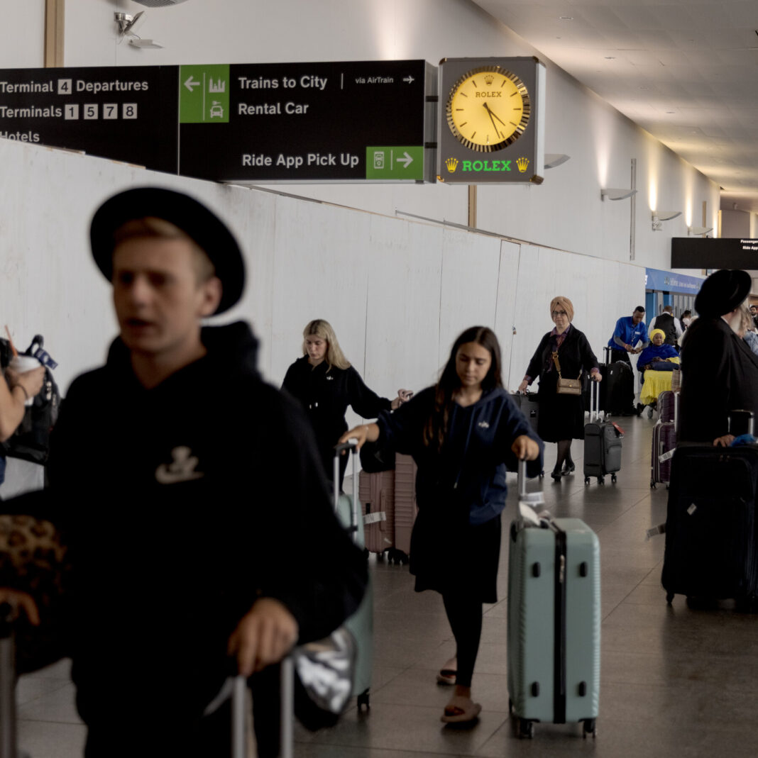 Federal Judge Overturns Trump’s 75-Country Visa Ban, Halting Enforcement Amid Appeal