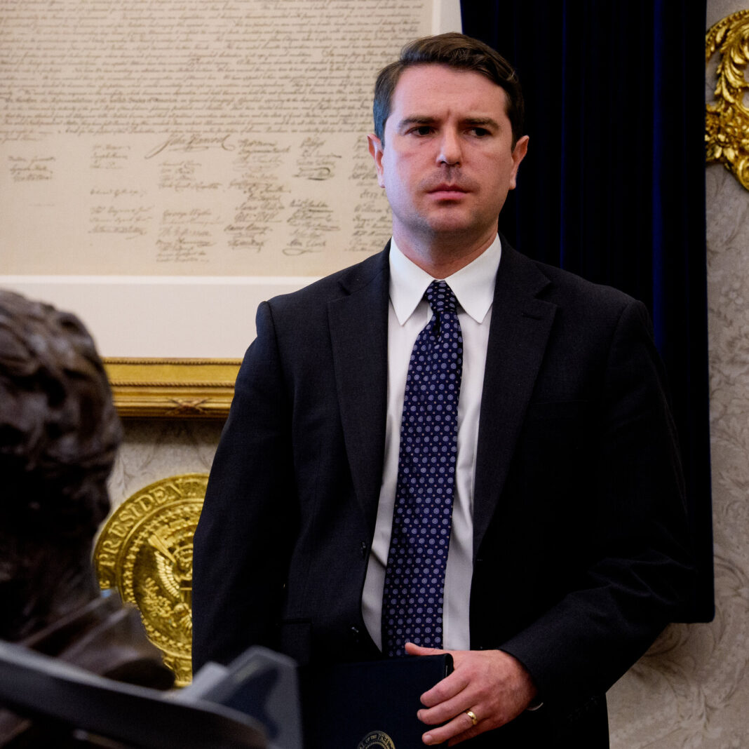 Trump Picks Ben Moss, ex-Vance Aide, to Gatekeep White House Agenda as Staff Secretary