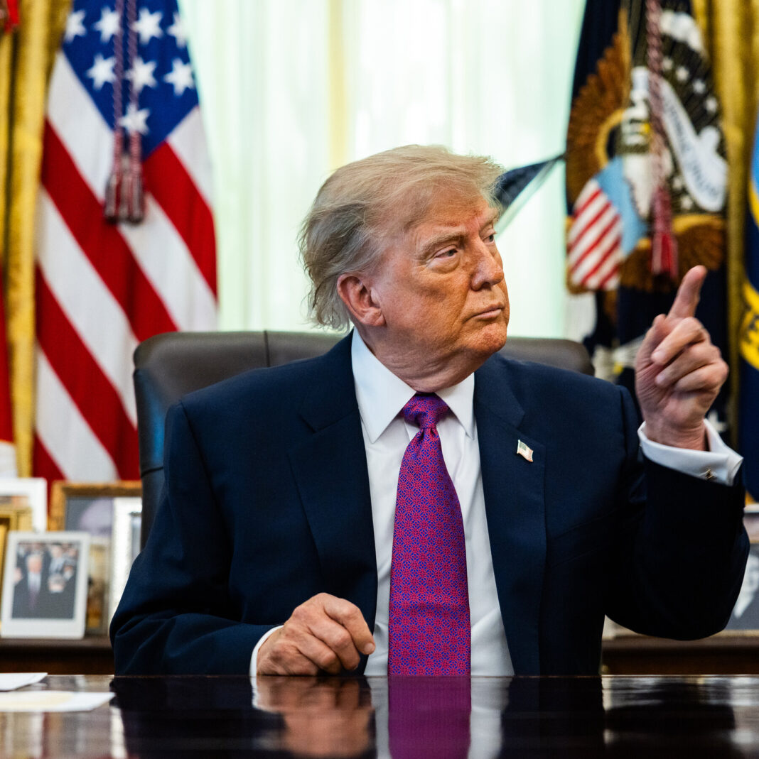 Trump Signs Executive Order to Rename Lake Ontario to Lake America Amid Canada Tensions