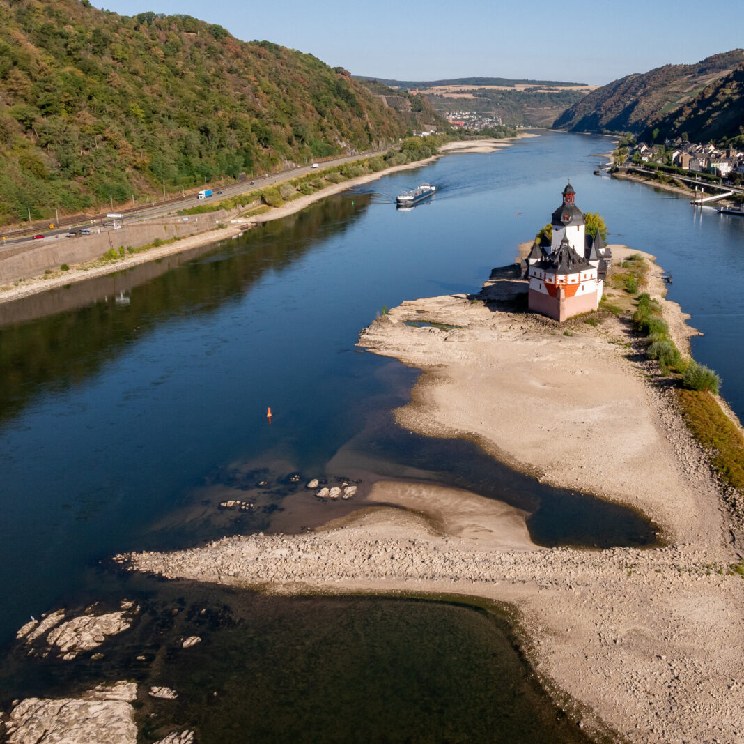 Europe’s River Cruises Grind to a Halt: Record Lows, Heat, and the Ripple Effect on Travel