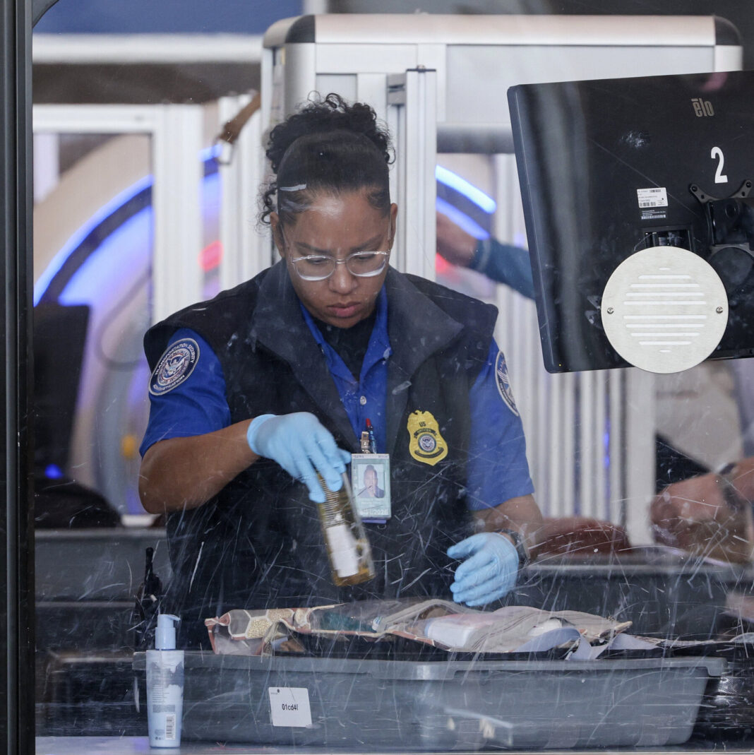 T.S.A. Quietly Kills Gold+ Program, Halting Private Airport Screening Shift