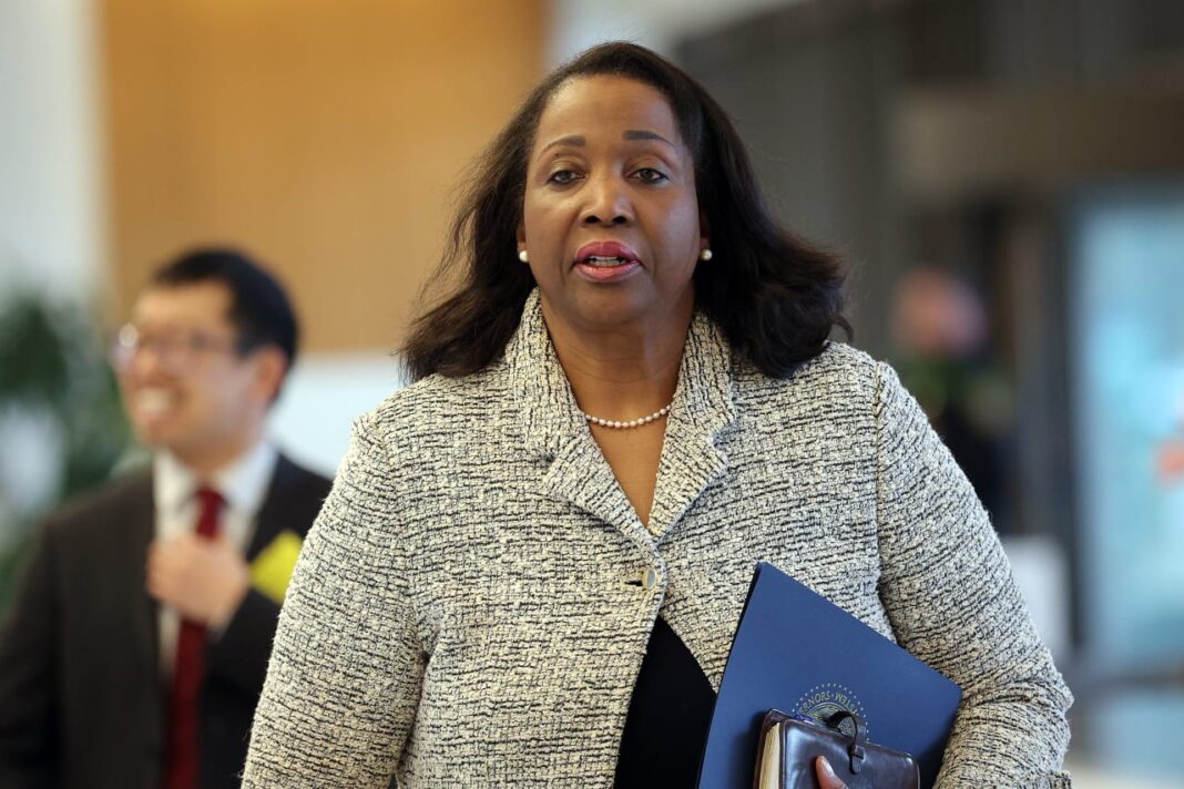Fed’s Lisa Cook Denies Mortgage Fraud Allegations, Calls Trump Removal Bid Legally Baseless