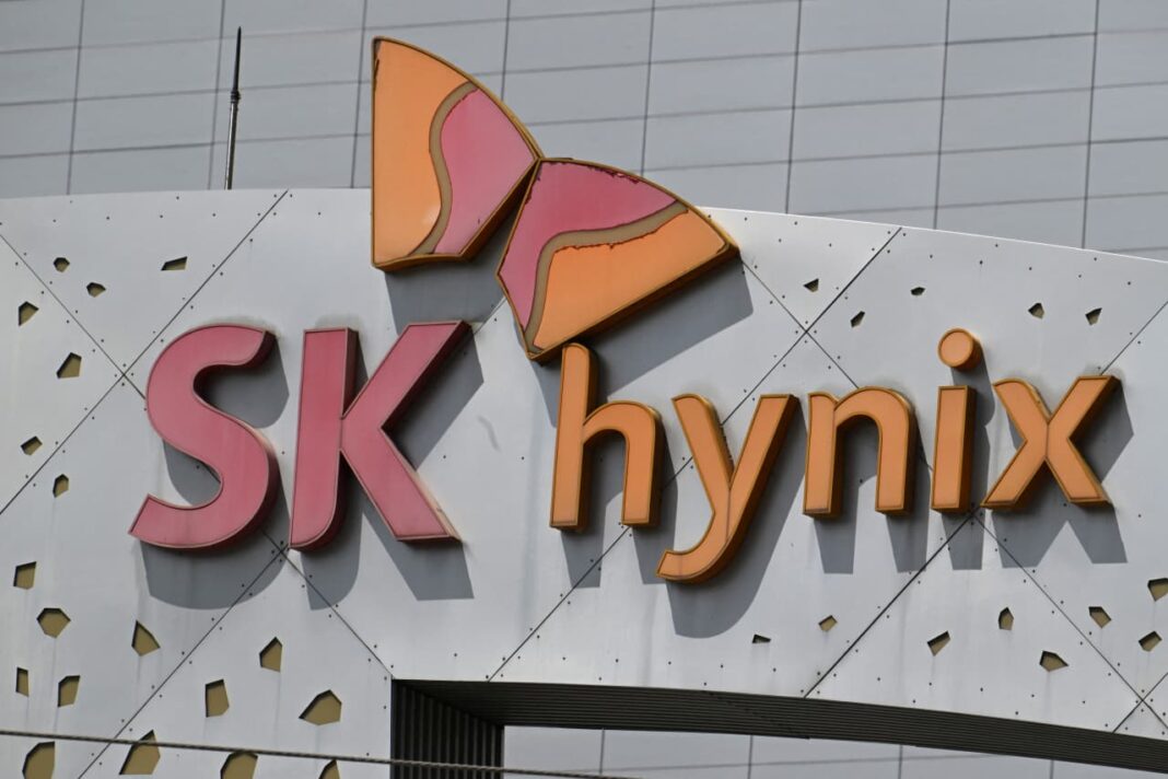 SK Hynix Flash Crash Erases 30% in Minutes Before Recovery—SocGen Strategist Signals Korean Market Shakeout Nearing Its End