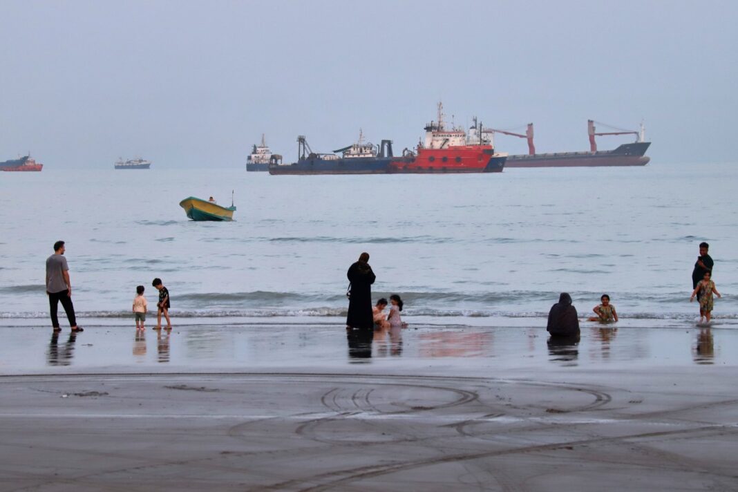 Iran’s New Demands Derail Trump’s Ceasefire Blueprint: Global Markets on Edge