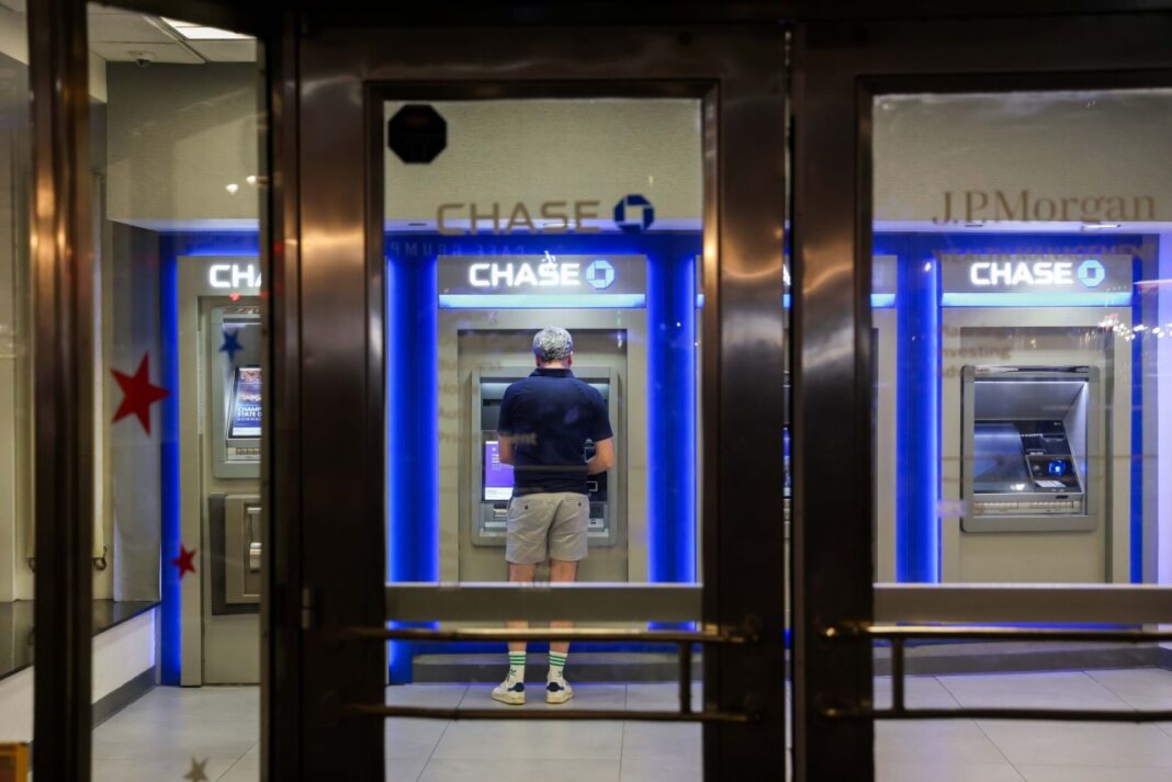 JPMorgan Under Fire: DOJ Probed Whistleblower Claims of Denied Fraud Refunds Exceeding $100M