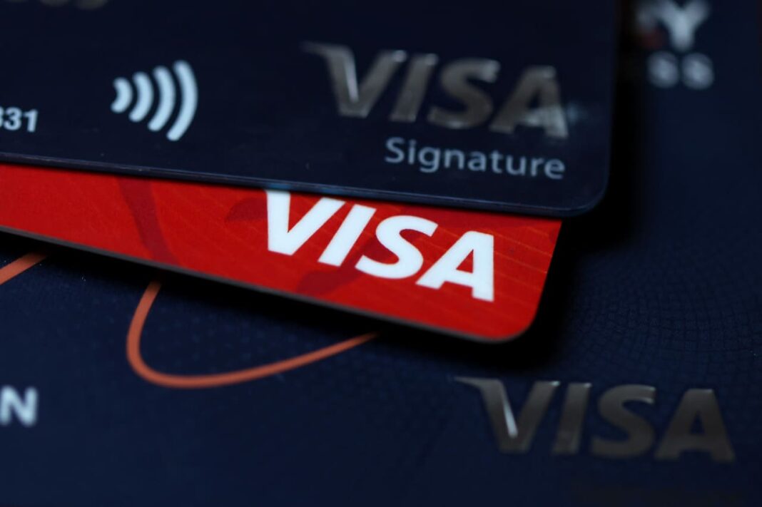 Visa and Mastercard Stocks Hit New Highs, Revealing a Resilient Yet Selective U.S. Consumer