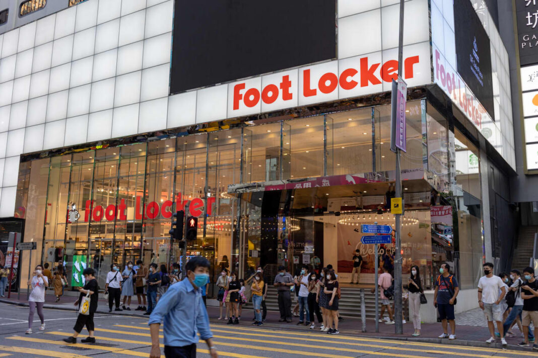 How Dick’s Sporting Goods Is Struggling to Save Foot Locker From Its Inventory Glut