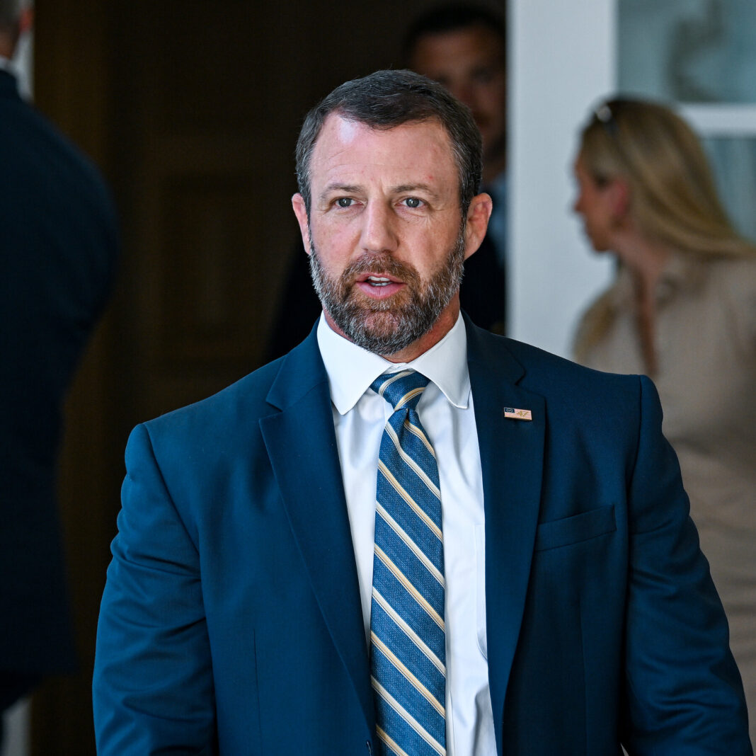 Mayorkas’ Plane Forced Into Emergency Landing Over Mechanical Issue