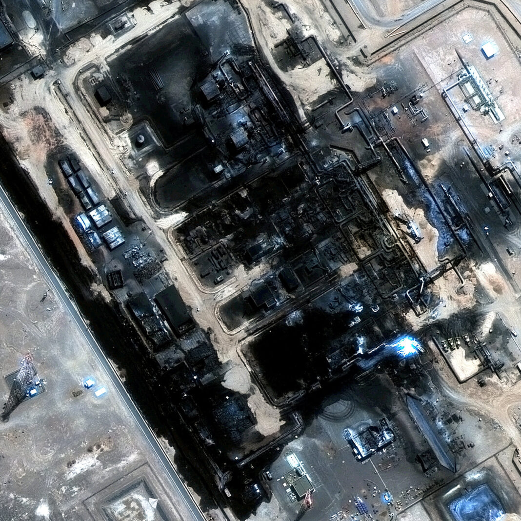 Saudi Leader Meets U.S. Commander as Widening Conflict Threatens Oil Markets