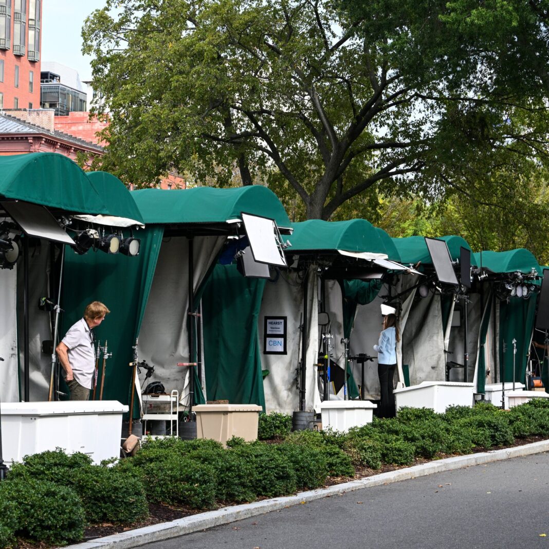 CNN and CBS Rejoin White House Press Pool After Access Standoff