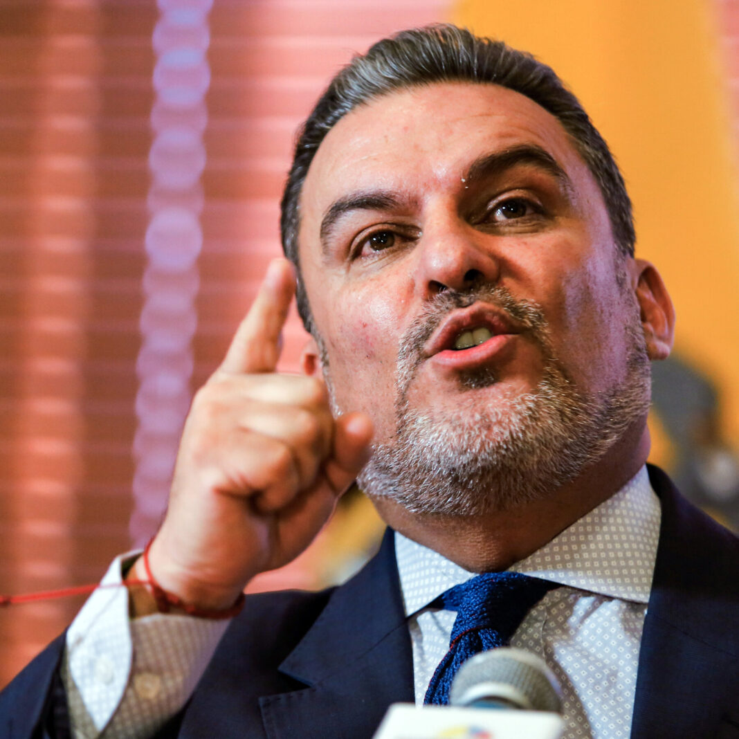 U.S. Fast-Tracks Deportation of Ecuadorean Politician José Serrano Despite Torture Concerns
